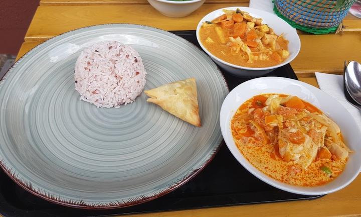 Red Curry House